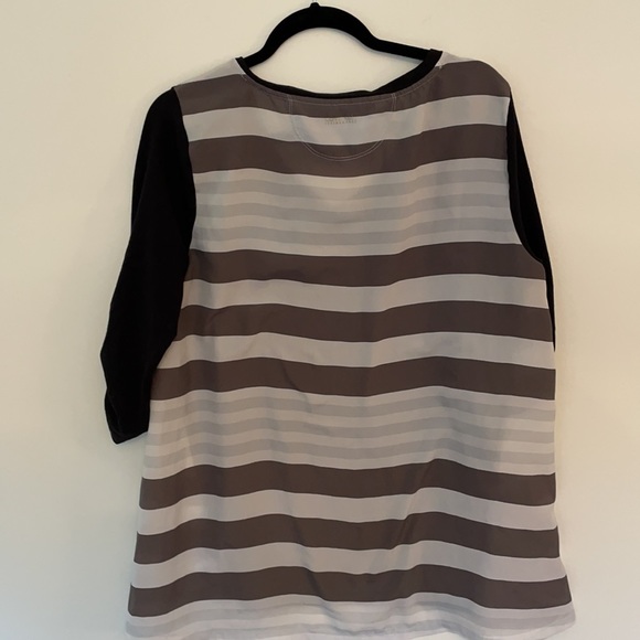 Calvin Klein casual top - Picture 2 of 4